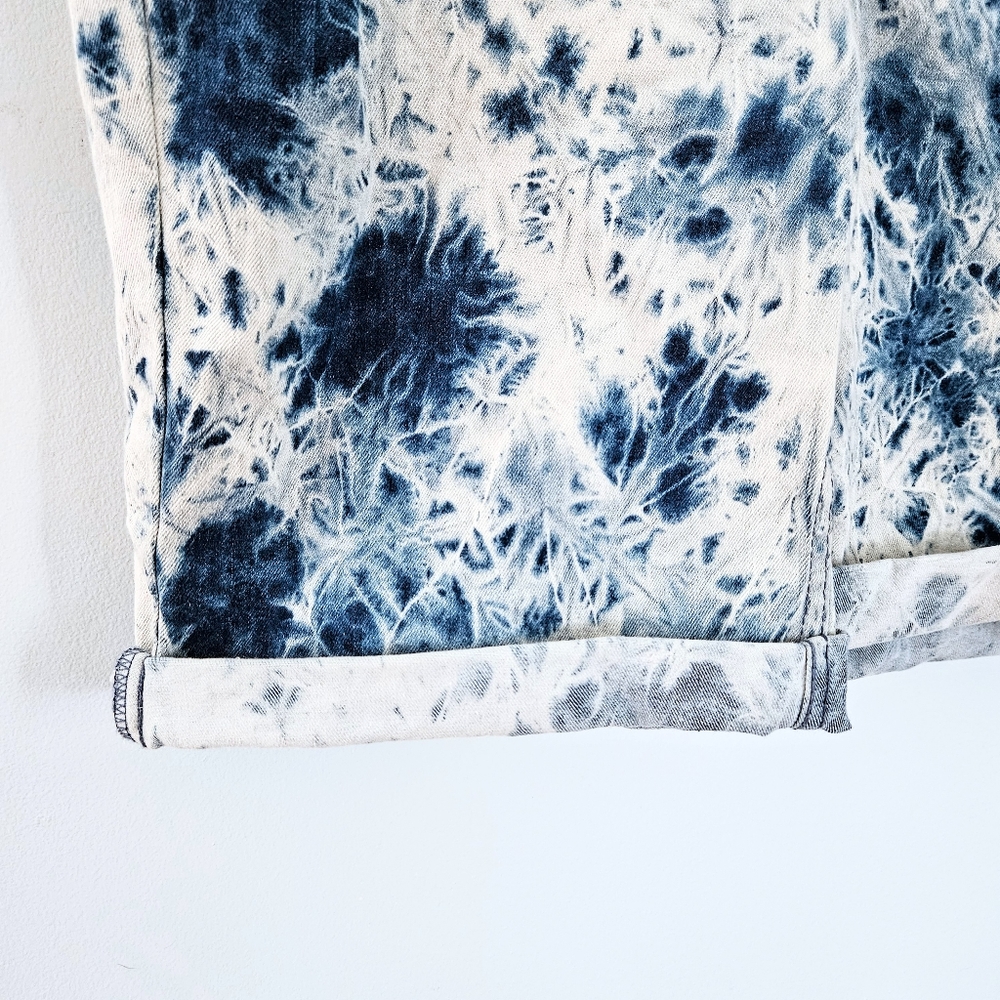 NWT True Craft Bleached & Blue Tie Dye Short Denim Jumper Overalls Size 12 - Picture 4 of 7